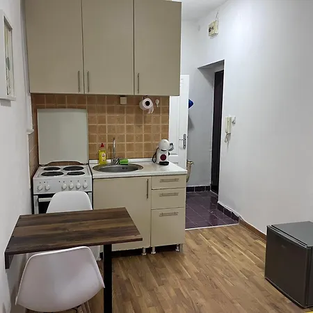 The Cozy George شقة *