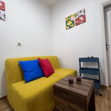 The Cozy George * بلغراد